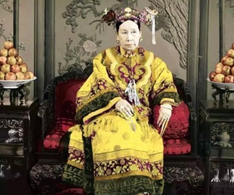 李莲英墓被打开完整视频,1966年李莲英墓被发掘