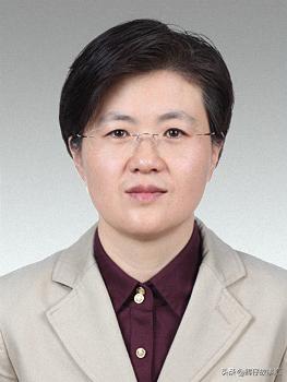 现任上海市市长和副书记,建国后历任上海市市长和市委书记