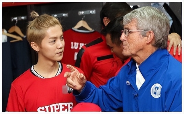 鹿晗阔少,鹿晗谈c罗首秀