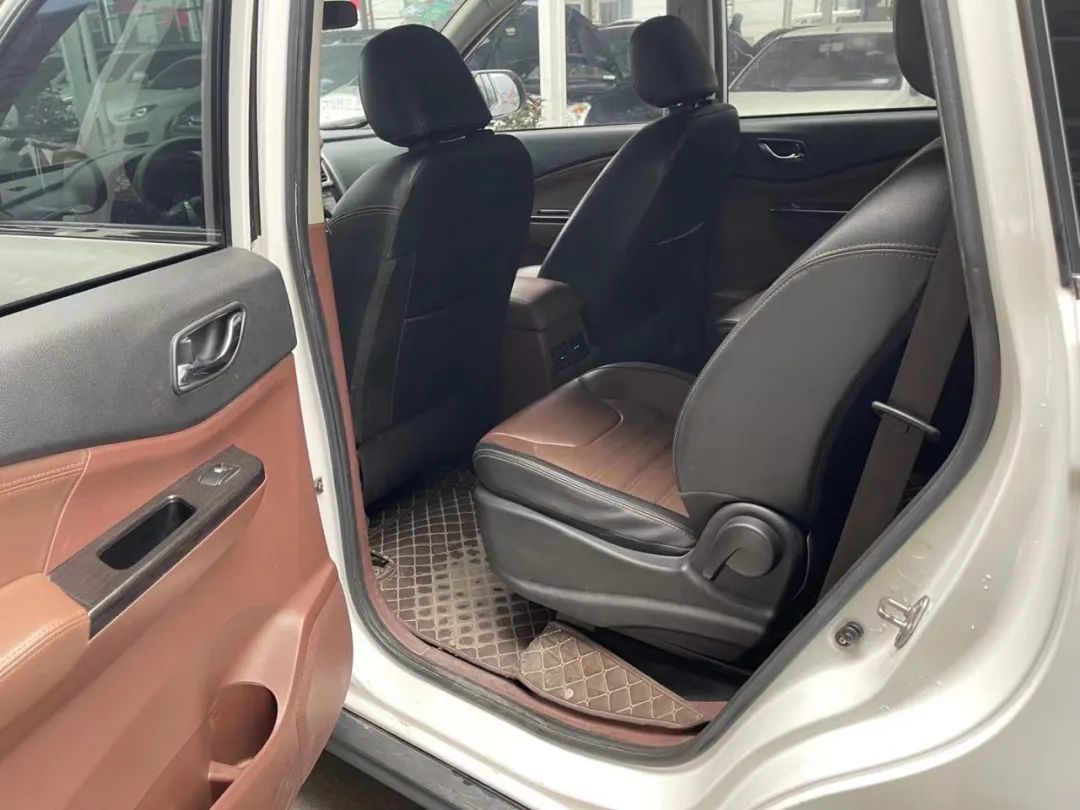 十堰龙信二手车市场雅阁,十堰龙信国际汽车城二手车直播