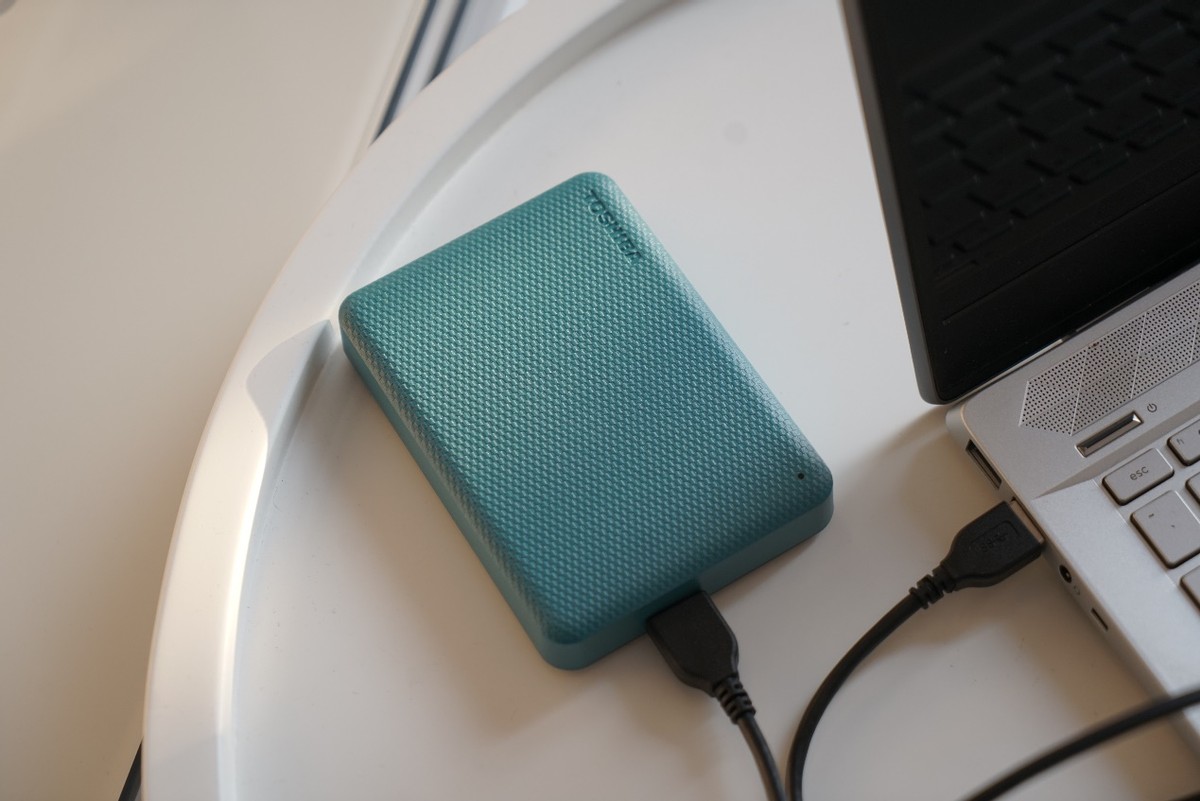 东芝v10移动硬盘评测,东芝移动硬盘a3和v10哪个好