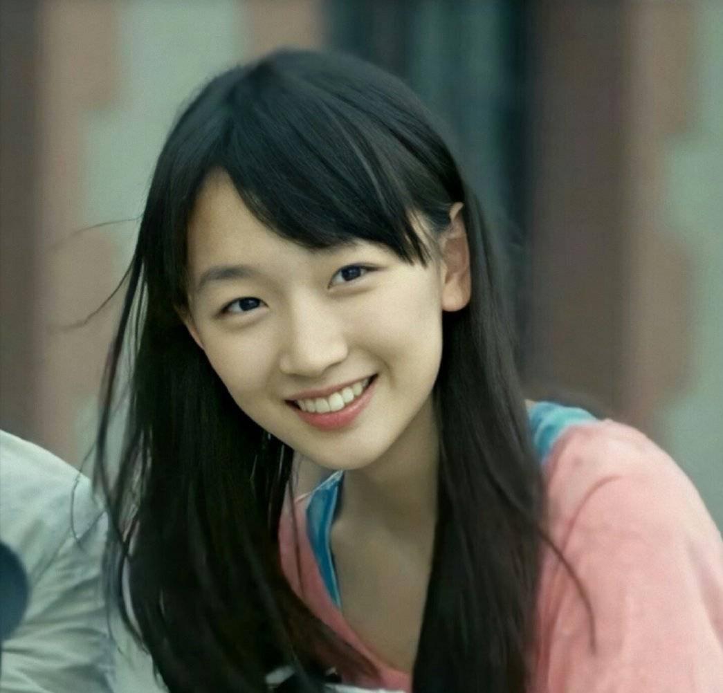 没有颜值没身材周冬雨为何如此红,其貌不扬的周冬雨为什么备受关注