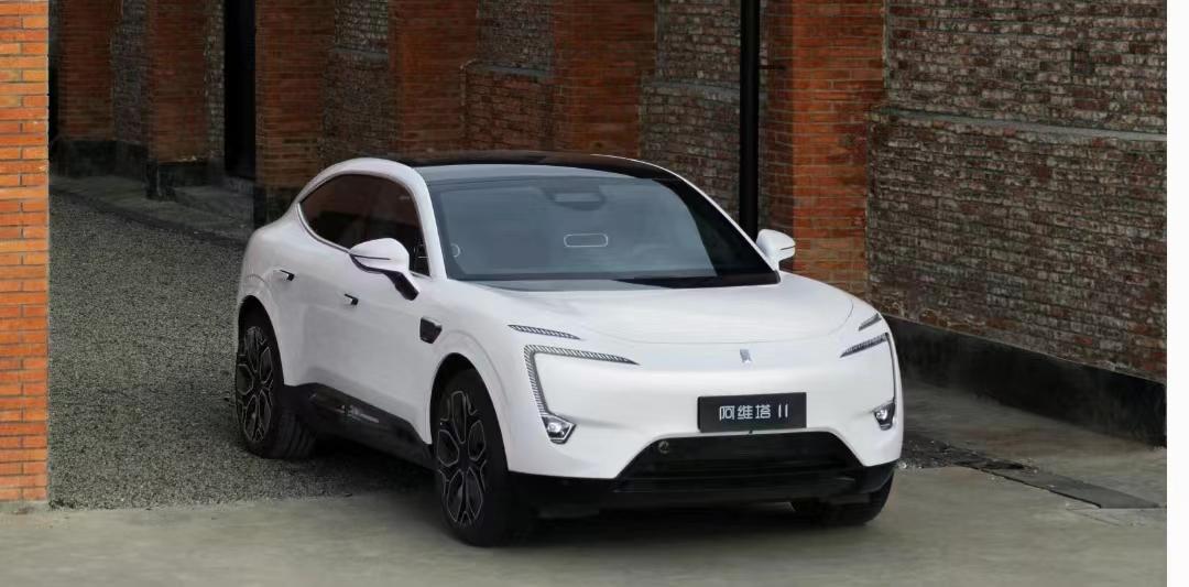 阿维塔11千里智驾版25万配置,13-16万之间的纯电suv