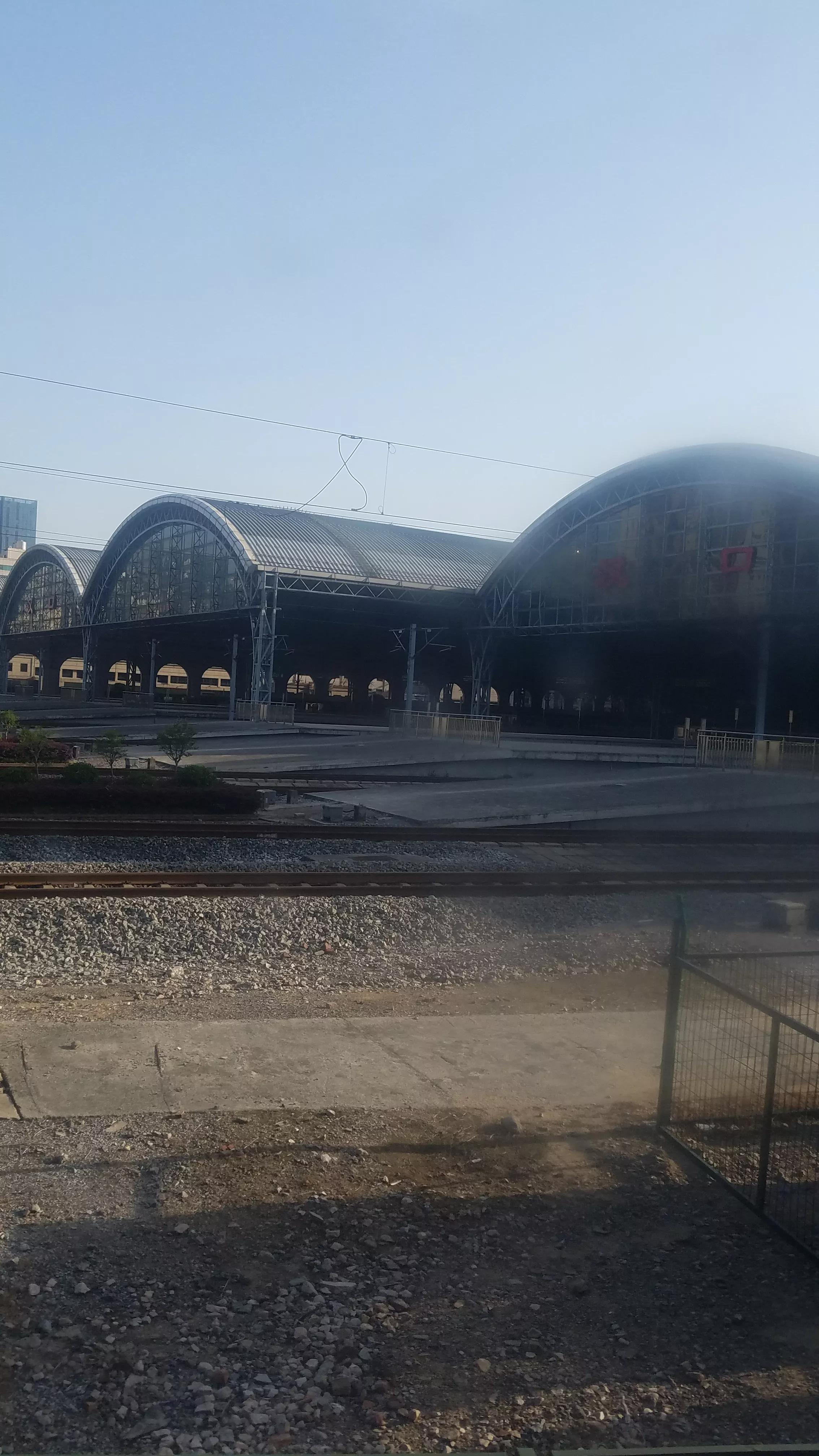 武昌火车站到汉口火车站多远,武昌火车站到汉口火车站的公交