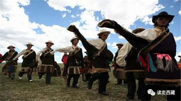 西藏那曲畜产品展销 (西藏那曲畜产品展销场航拍)