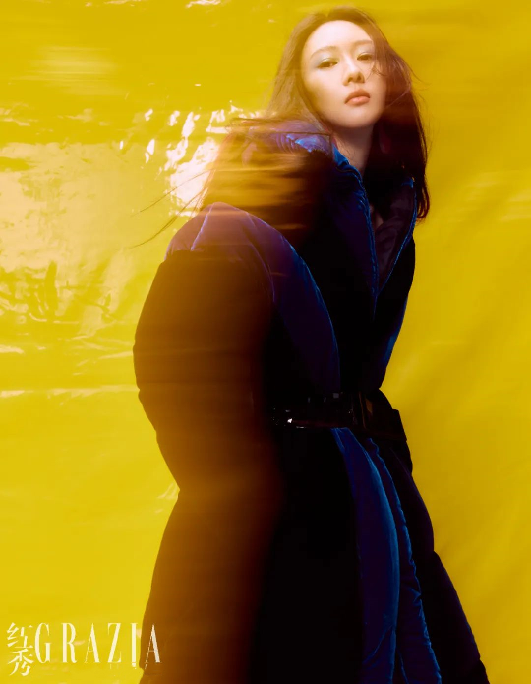 童瑶烟熏妆容,童瑶蓝紫色眼妆