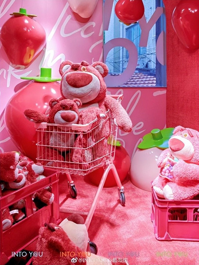 intoyou可口可乐快闪,intoyou草莓熊快闪店