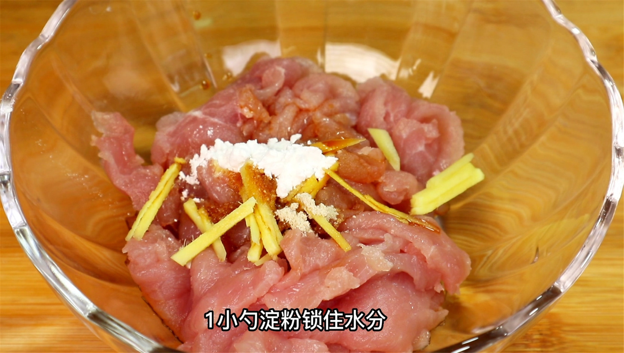 为什么在家烧丝瓜炒蛋丝瓜发黑,丝瓜炒毛豆怎样才能丝瓜不发黑