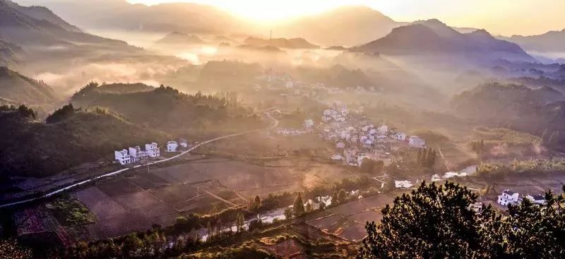 国内十大免费旅行圣地 (10个国内性价比最高的小众旅行地)