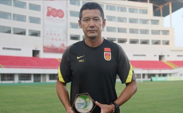 王钰栋打进4粒进球,王钰栋绝杀山东