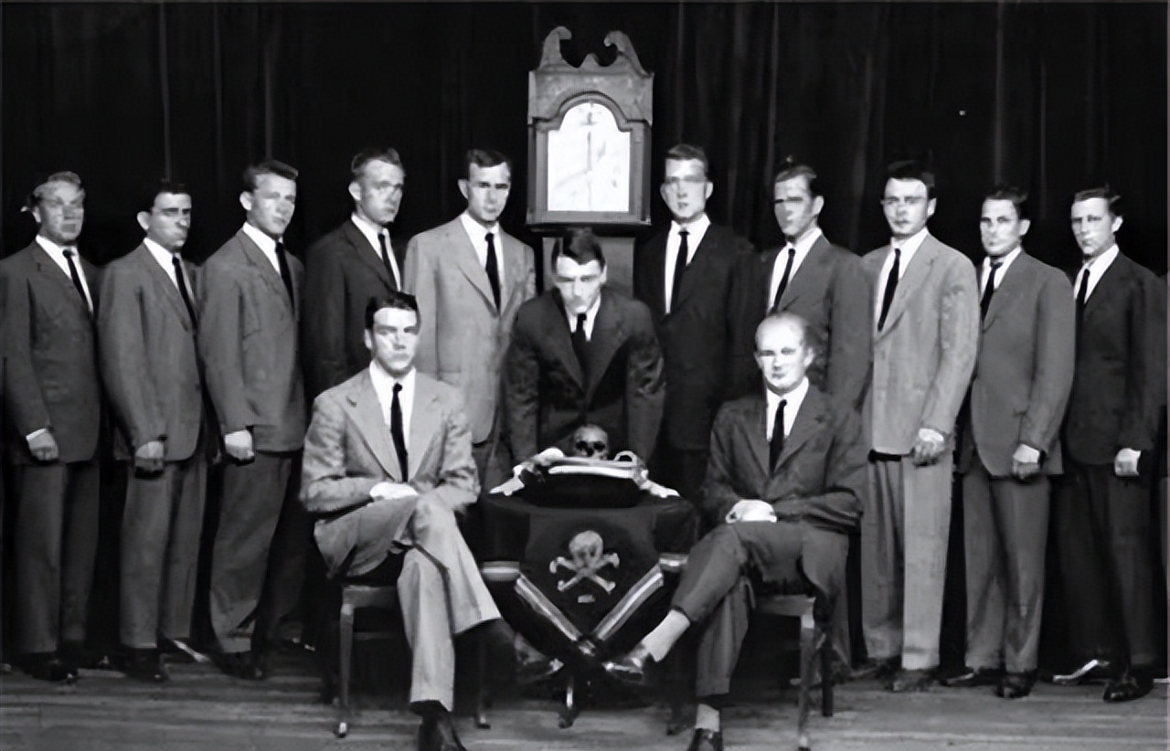 揭秘世界十大顶级会所：高端圈层生活什么样？