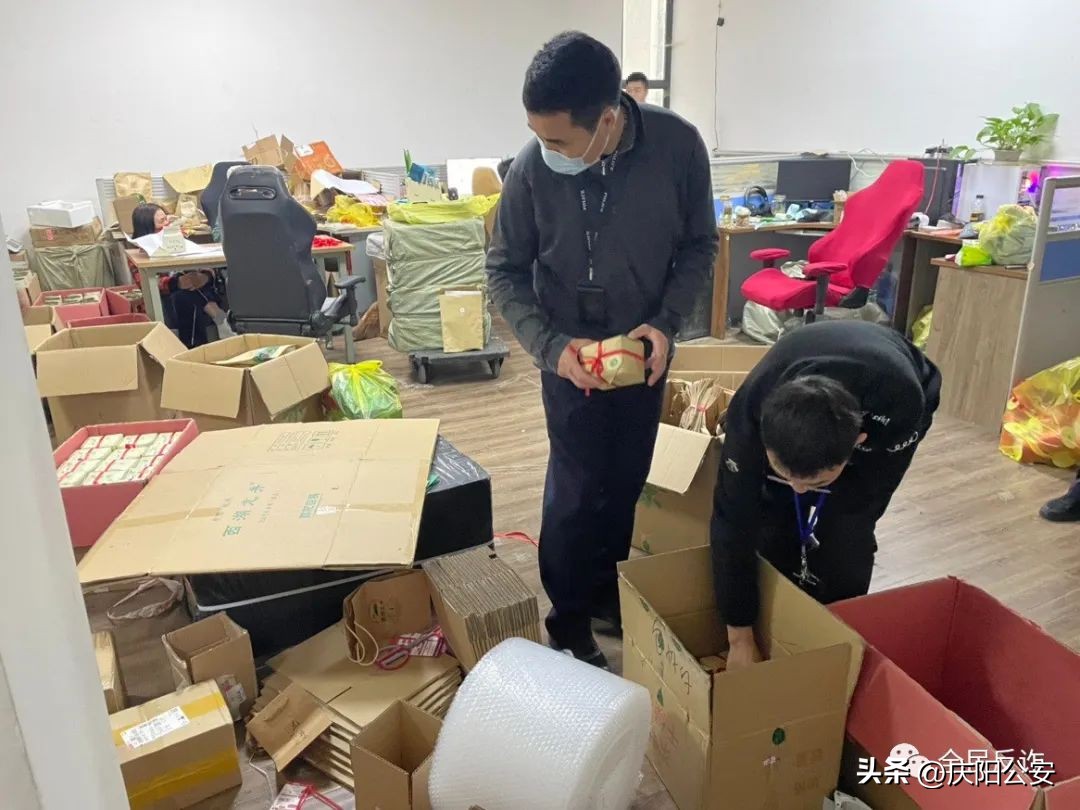 直播间洗衣液批发3元一桶,直播间99元60斤洗衣液