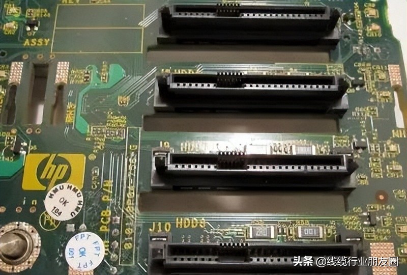 sas接口怎么接,sas接口和scsi接口