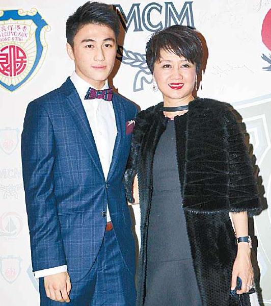 奚梦瑶：母凭子贵嫁豪门，与窦骁绯闻惹争议，她能否坐稳贵妃之路