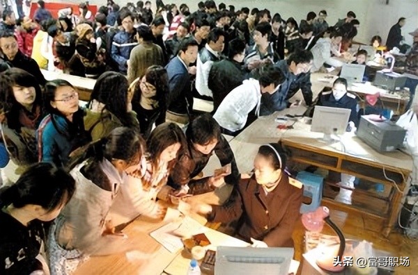 今年为什么普通人找工作那么难,为什么现在年轻人找工作这么难