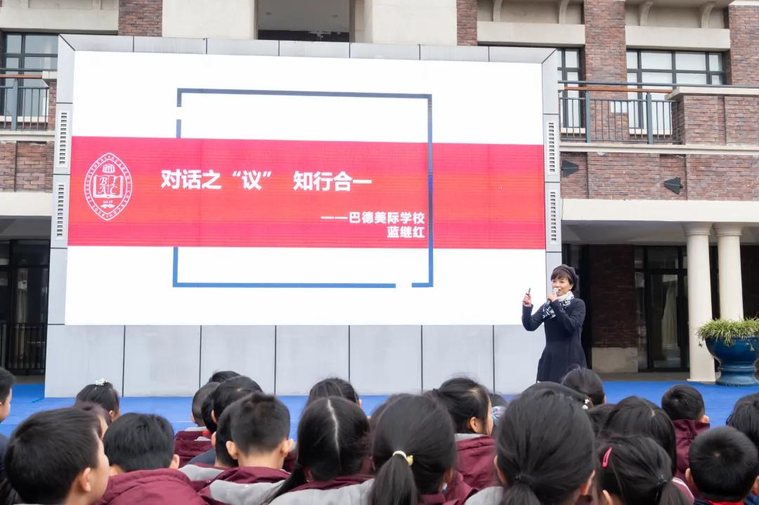 开学啦听听新生的感受,开学了看一下宿舍的环境