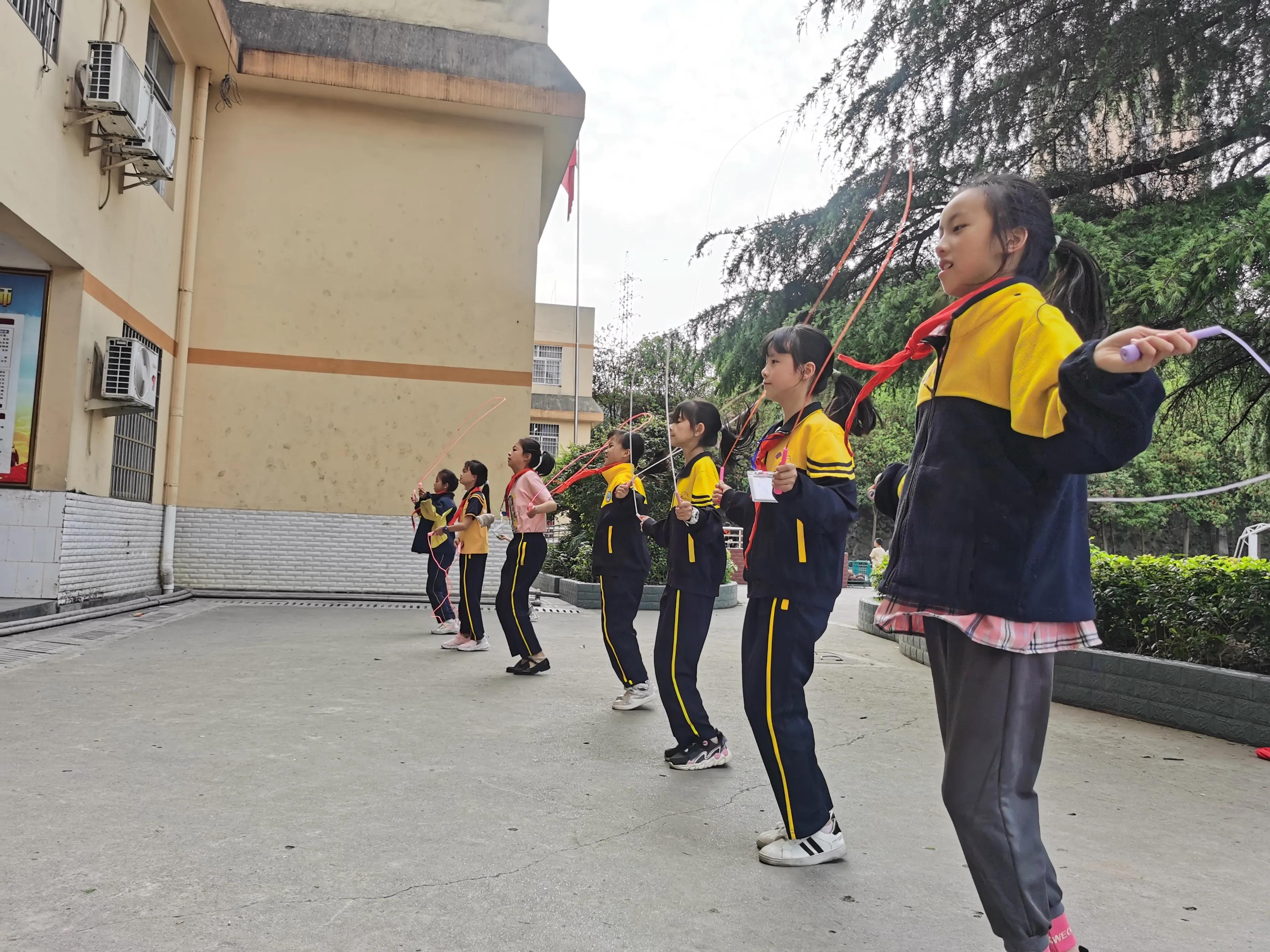 双减在行动,双减体育活动方案