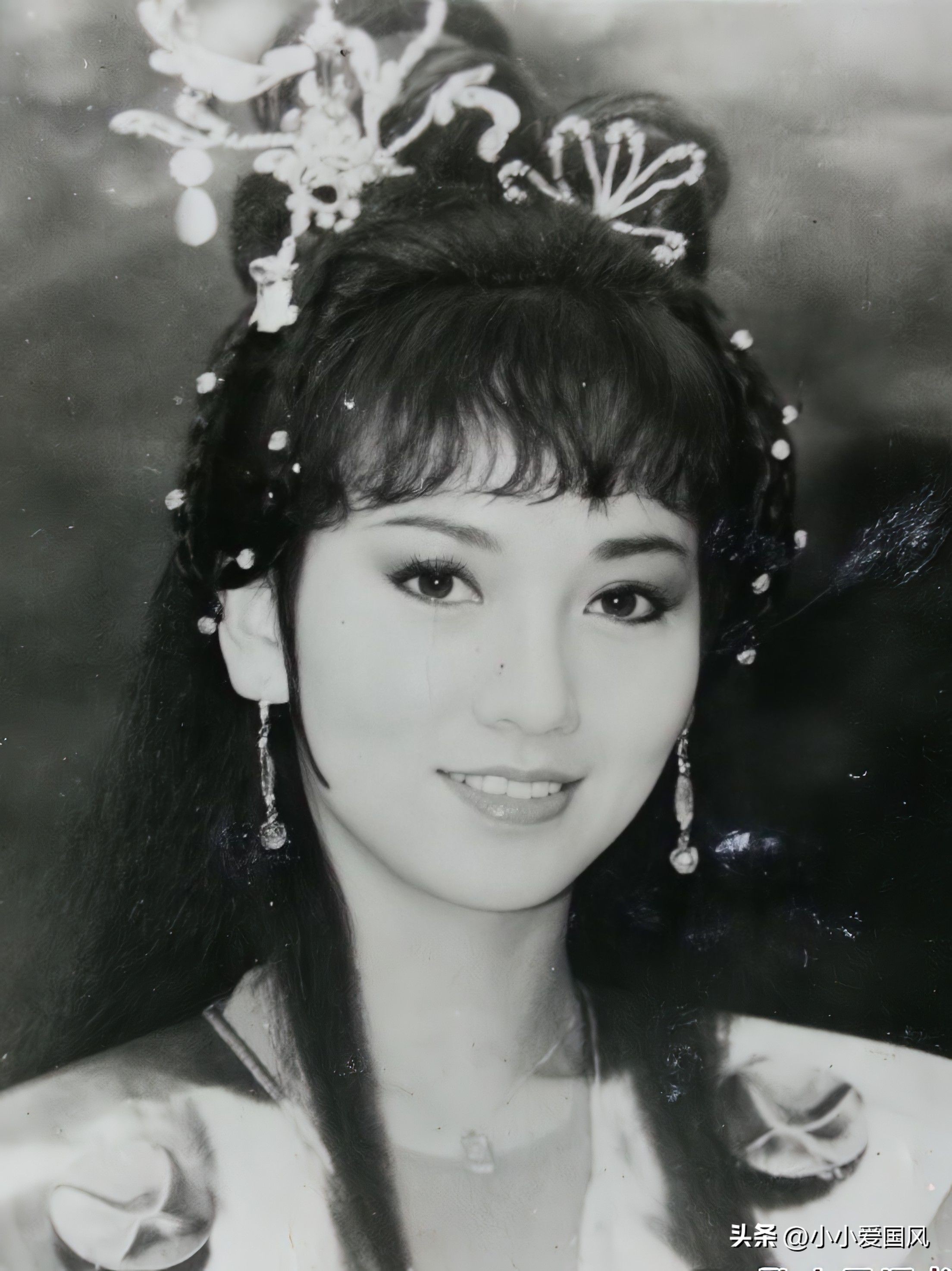 给黑白老照片恢复色彩,Palette.fm带你玩出新花样!