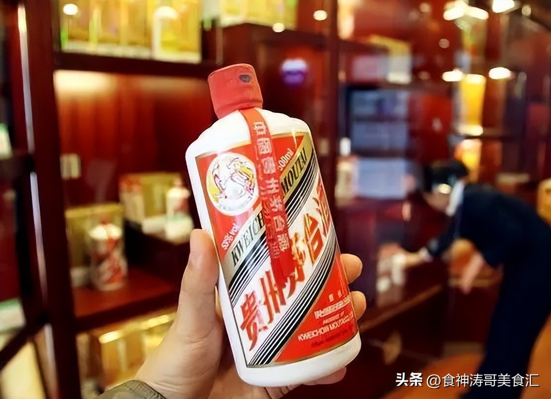 为什么茅台酒在国外比国内还便宜,茅台和国外的酒比到底怎么样