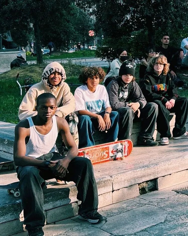 为什么supreme现在那么便宜 (supreme为什么这么成功)