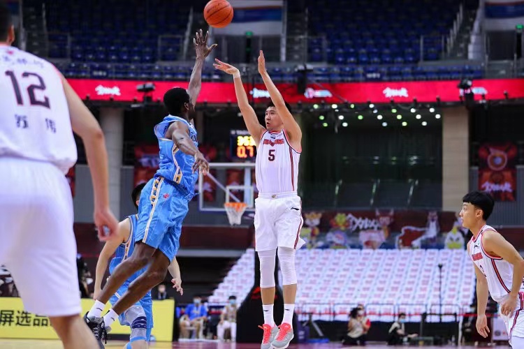 广东签约王薪凯,广东队最新消息引援