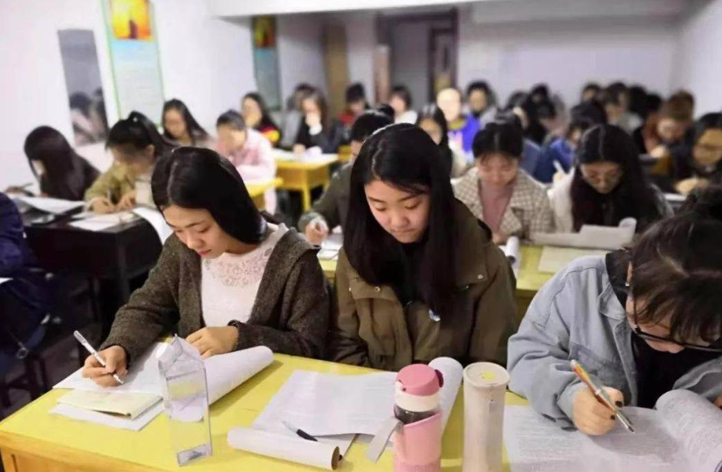 文科专业排名前十强大专业,中国十大本科专业排名