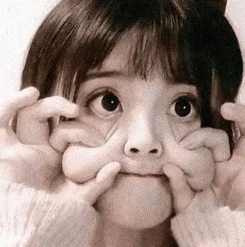 “性取向测试!”如果你看到的是一群人在游泳,那就再仔细看看