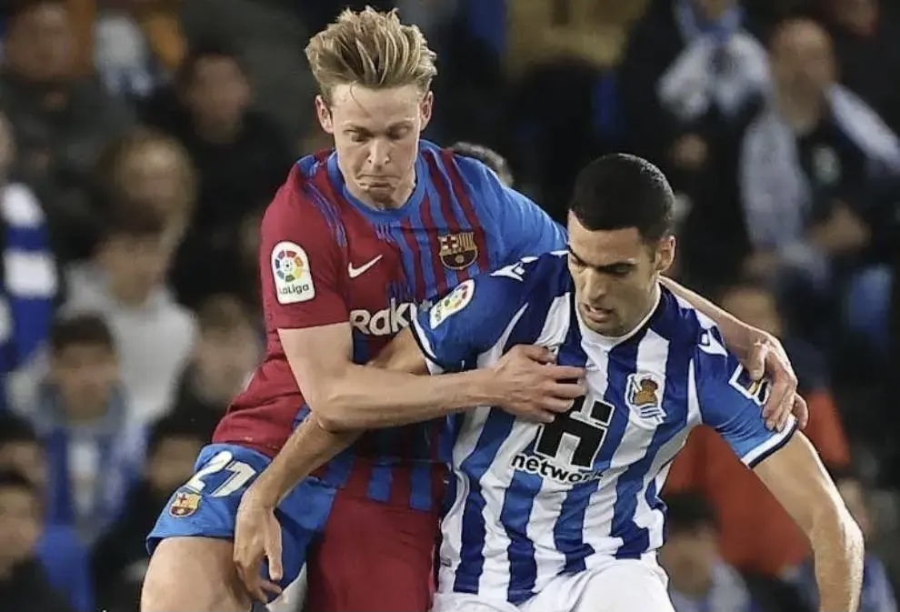 德荣签进曼联后的比赛,德容适合曼联吗