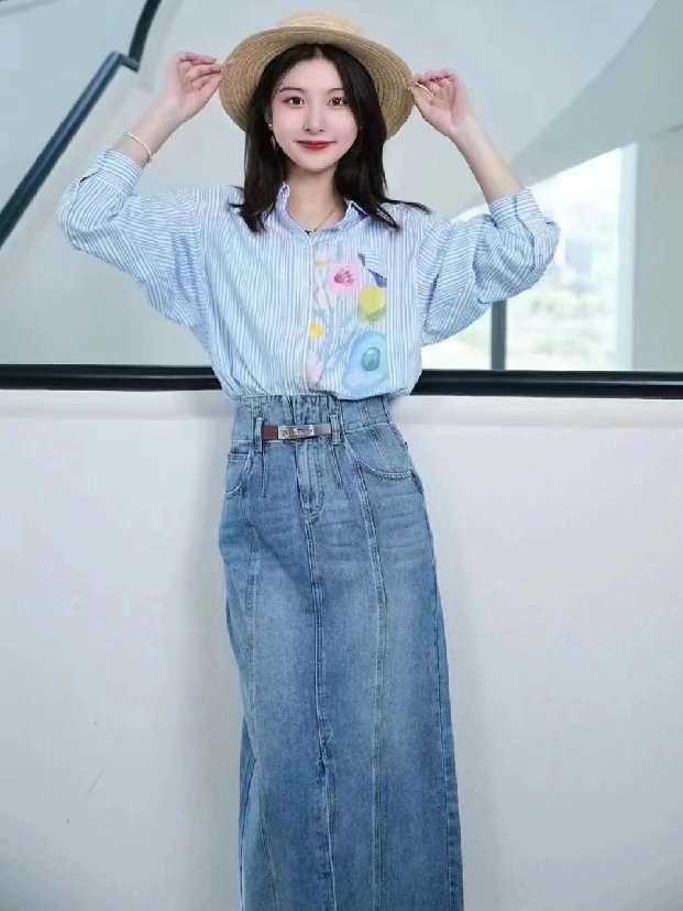 上海女人带火了种穿法，叫“上半身上班、下半身约会”，谁穿谁美