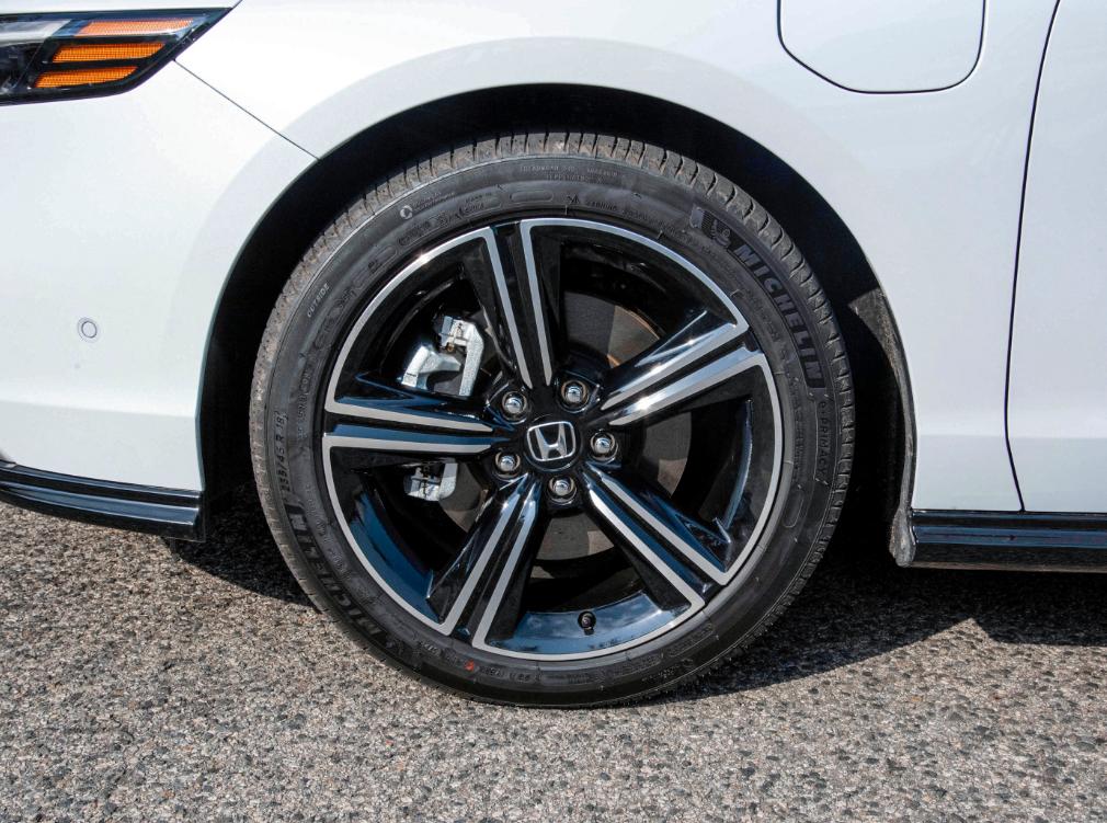 雅阁2022款混动能不能上绿牌,本田雅阁2023款油电混合上绿牌吗