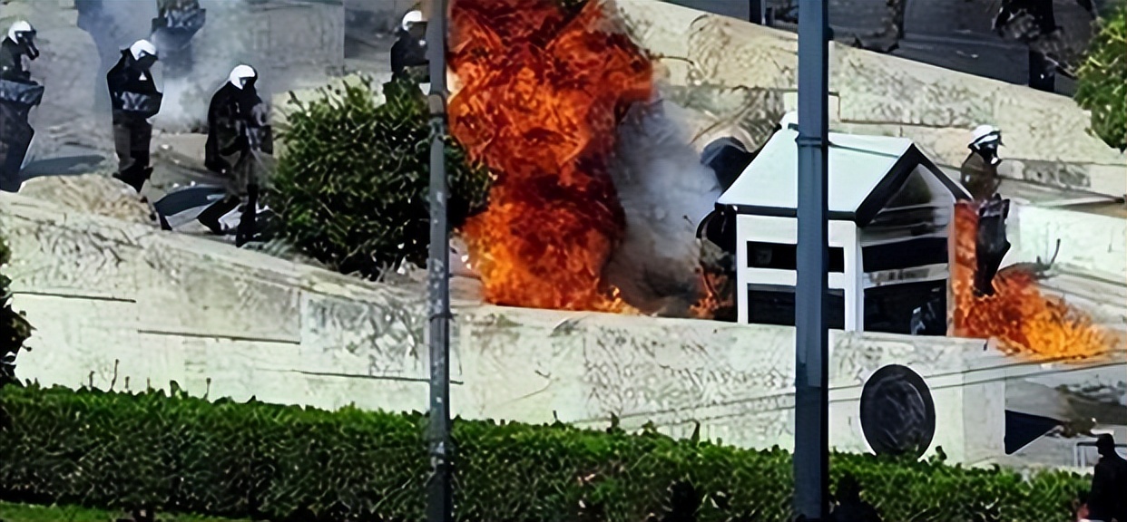 上海小伙放火烧靖国神社,火烧靖国神社小伙现状