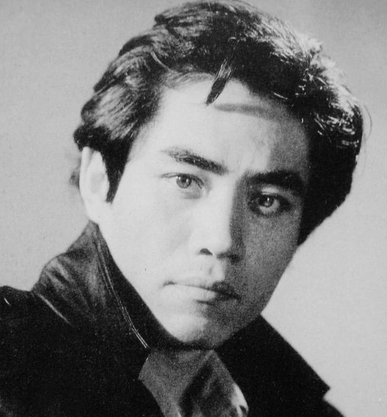 山河月明八位老戏骨同台飙戏演技,山河月明开播还得靠老戏骨撑门面