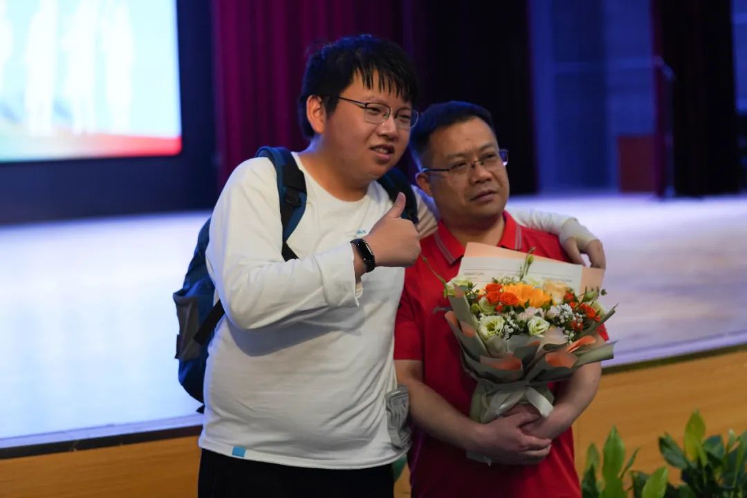 重庆市江北中学毕业典礼|情系江中青云万里