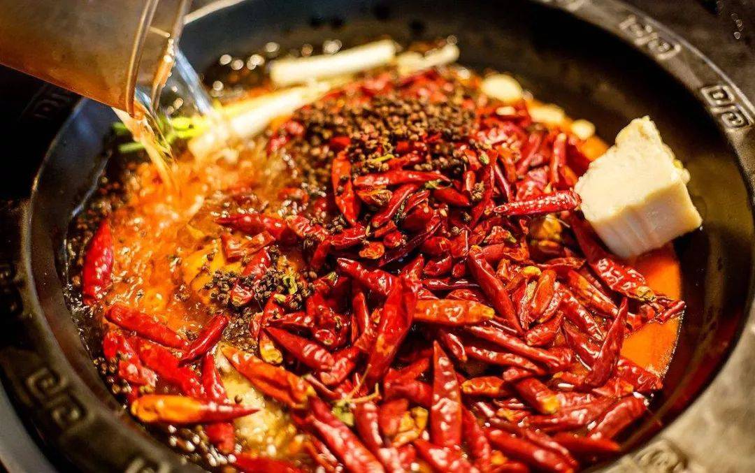 肛门长了个肉球是什么怎么治疗,肛门长了一个小肉球是怎么治疗