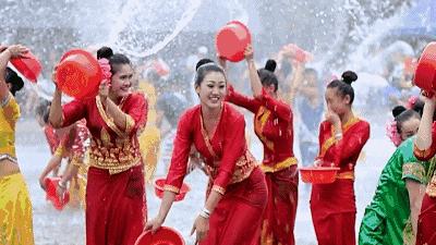 泼水节的来历和传说电影,泼水节的来历作文100字