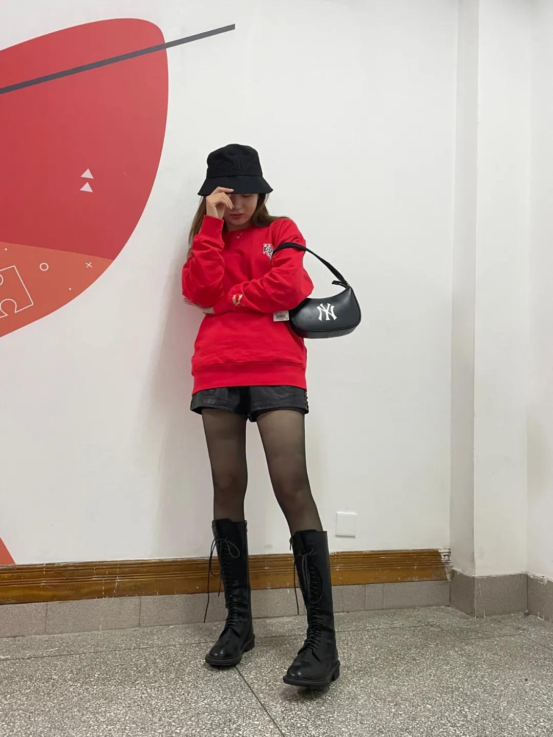 同一件衣服搭配出不一样的风格,同一件衣服搭配不同风格