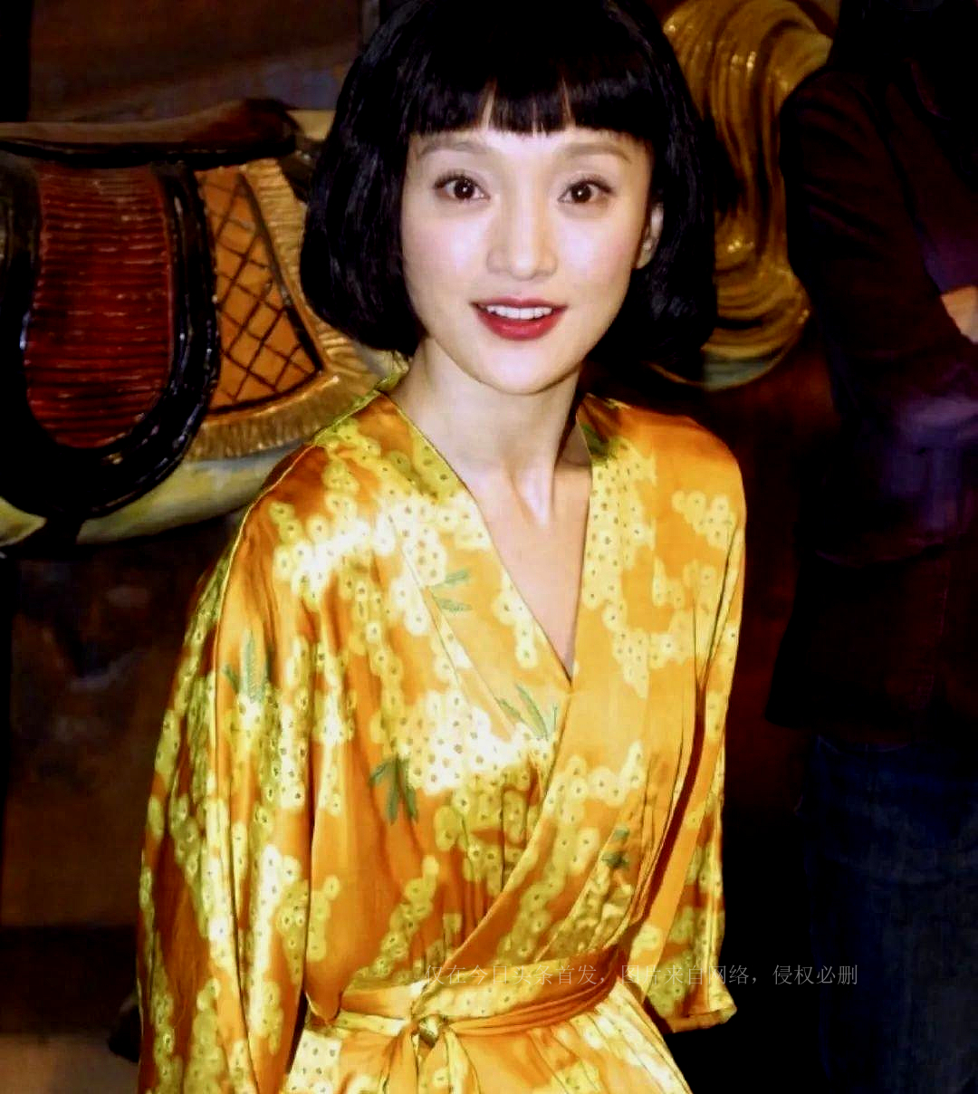 周迅又矮又瘦吗,周迅的实际身高多少