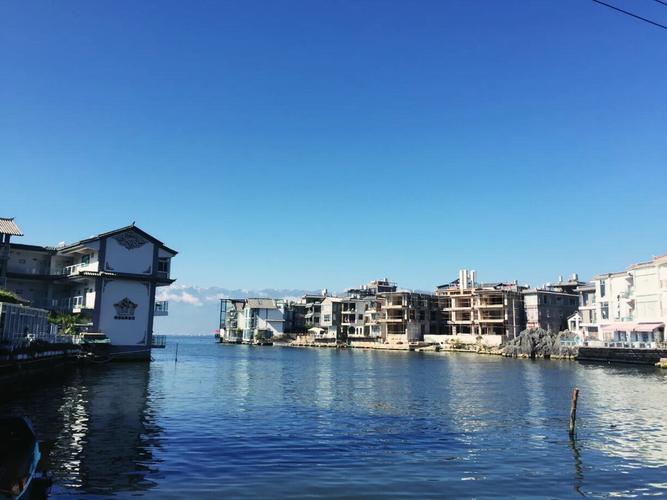 大理洱海旅游攻略全部路线,大理洱海旅游去有风的地方