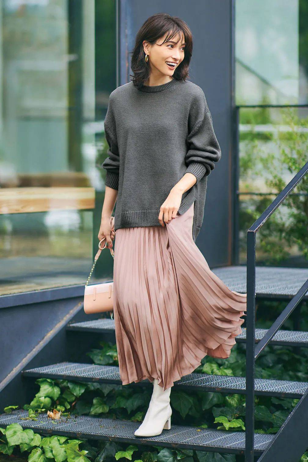 今秋最火的3条裙子谁穿谁美,2023年最时髦的裙子