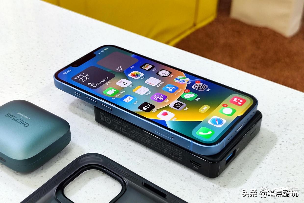 支持lightning输入的磁吸充电宝,lightning接口磁吸充电宝