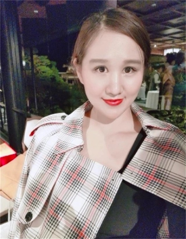 杜锋第二任妻子有孩子了吗,杜锋妻子个人简历