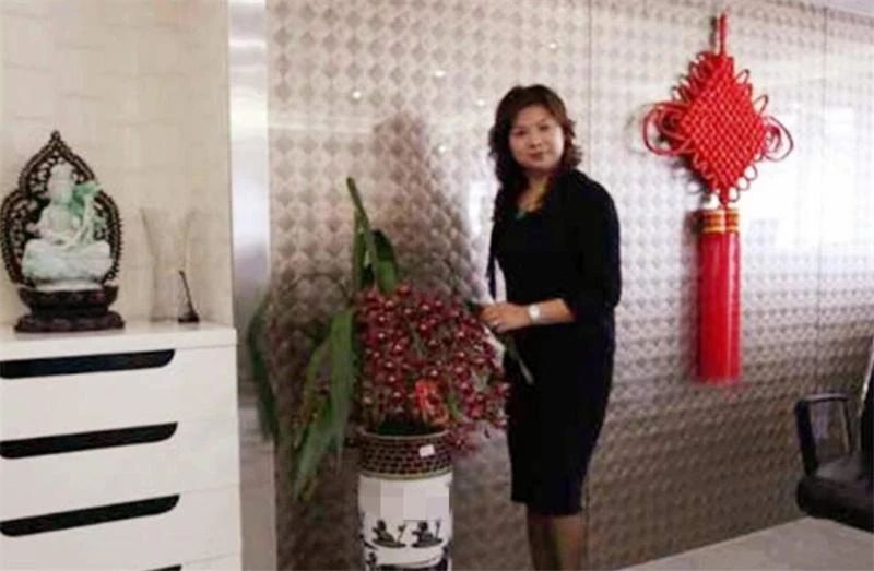 厦门亿万富婆李宝华揭秘,厦门富婆案件