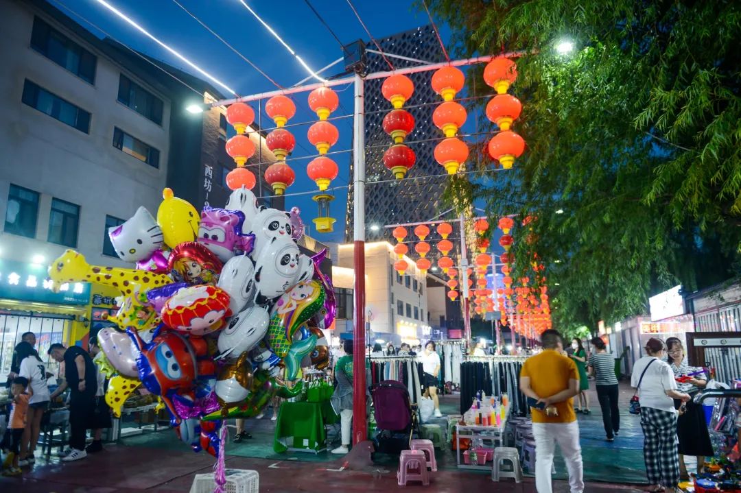 济南大观园成网红打卡地,济南好玩的打卡攻略