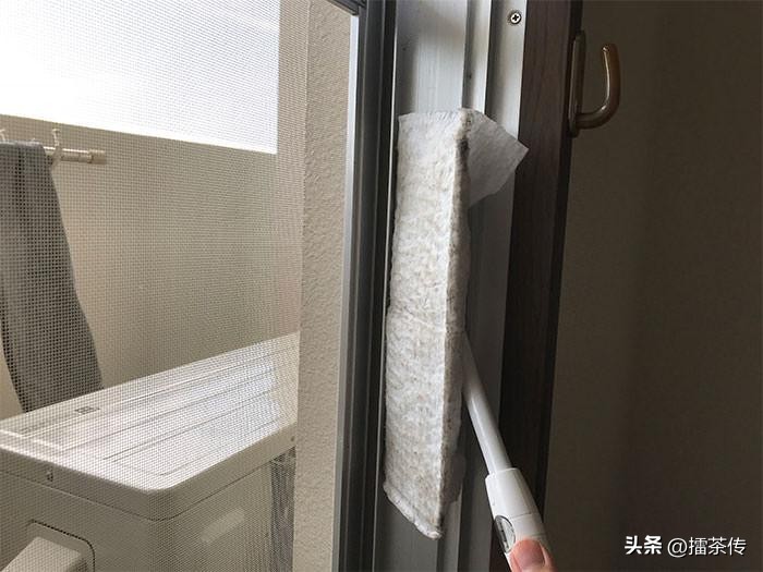 阳台纱窗怎么清洗小妙招,清洁窗户纱窗小妙招