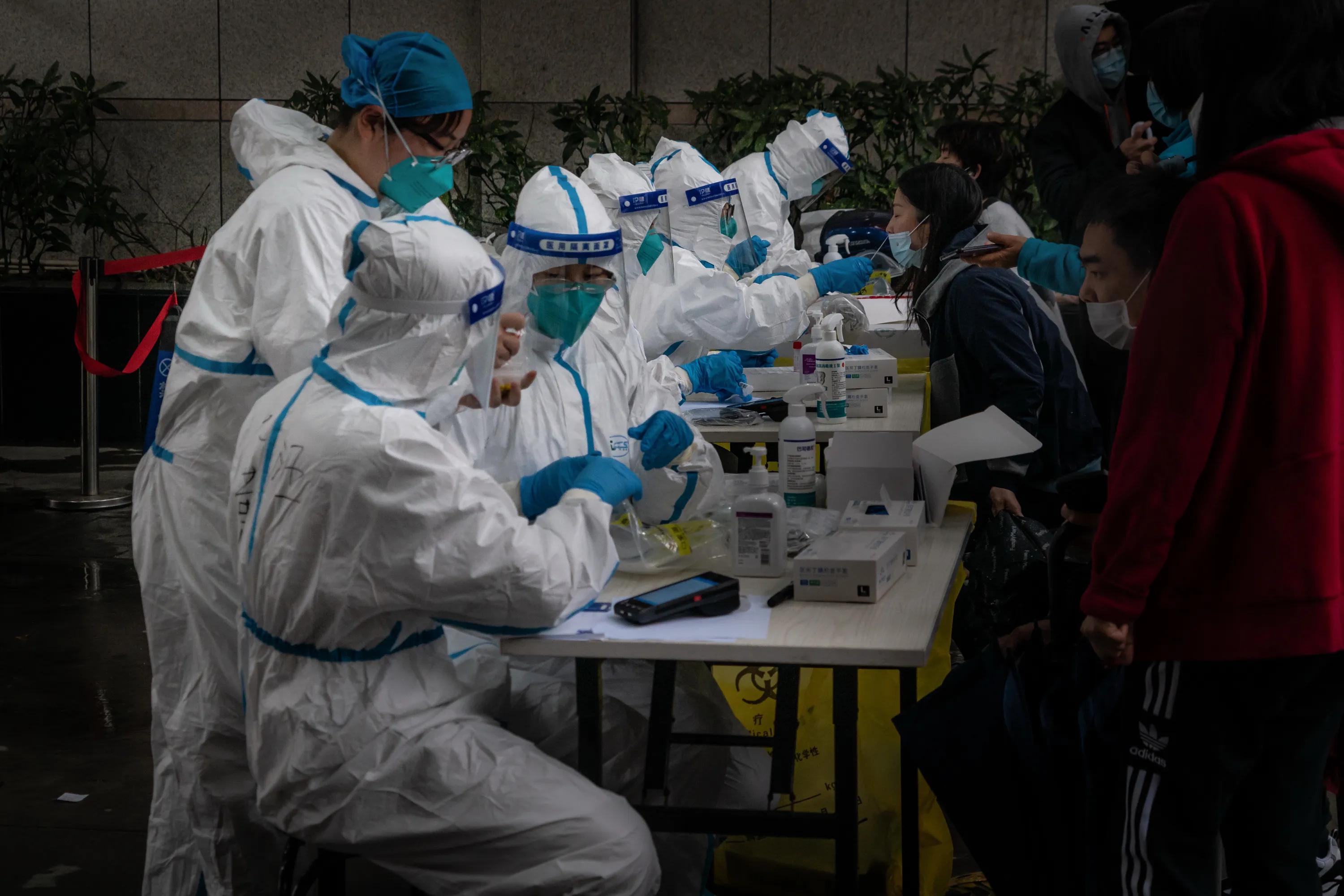 感谢核酸检测志愿者们的辛苦付出,核酸现场志愿者美丽的身影