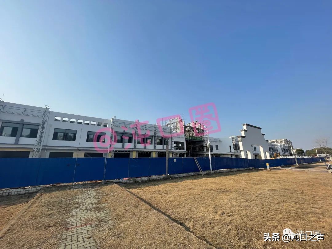 汉南绿地欧镇奥特莱斯有超市吗,汉南绿地奥特莱斯