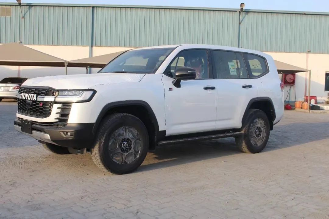 买丰田陆巡lc300要经历点什么,新款丰田lc300质量怎么样