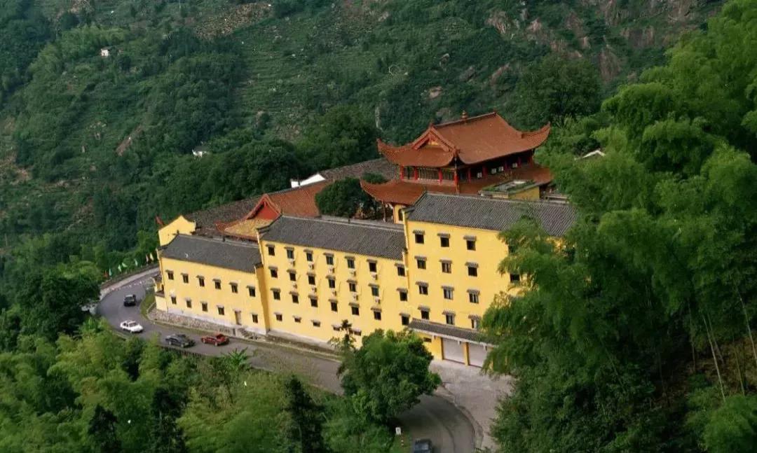 一辈子一定要来一次安徽九华山,何其有幸来到九华山