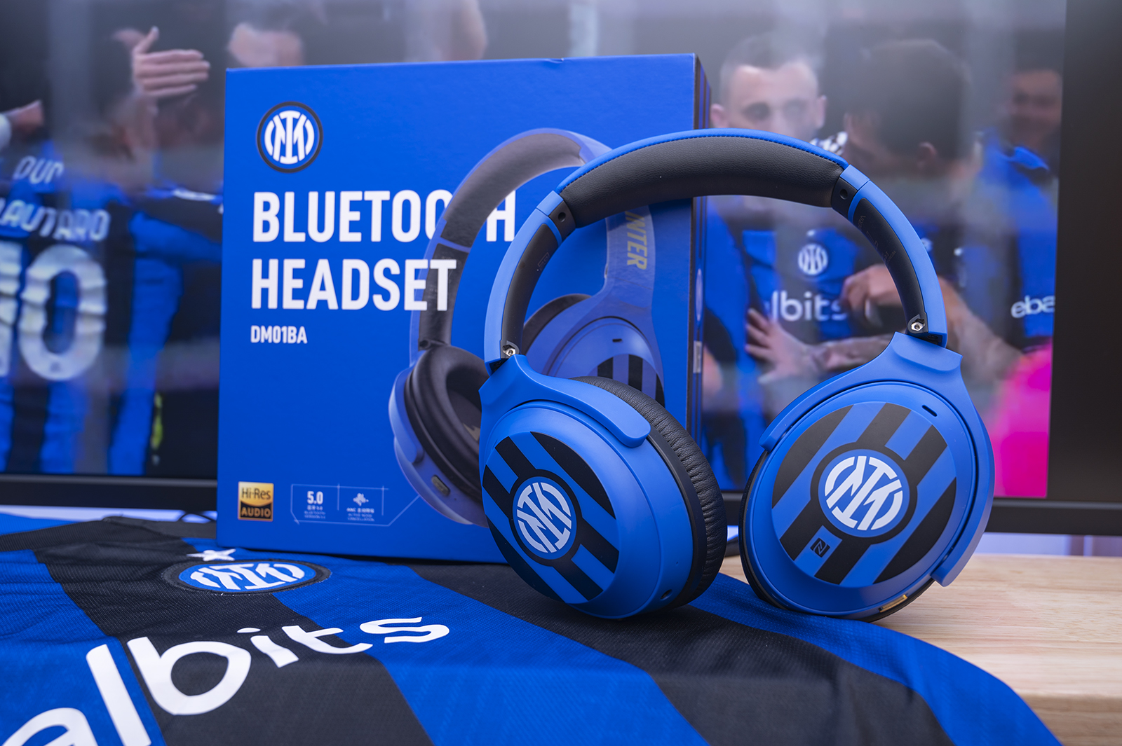 与国际米兰同行，入手西伯利亚羽DM01BA国际米兰定制款