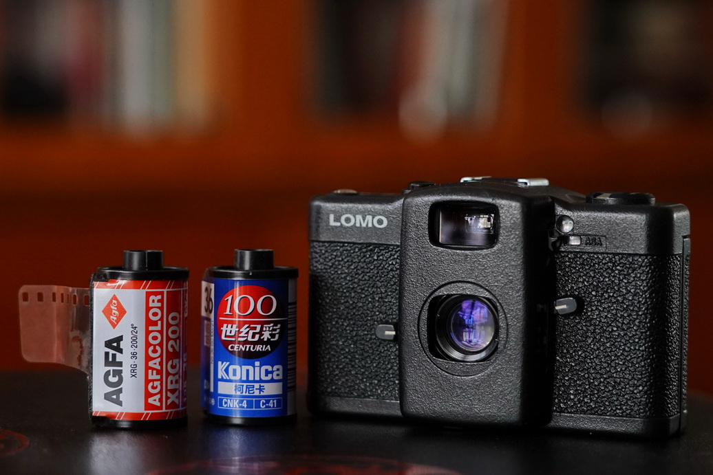 谈胶卷与胶卷暗盒收藏:过期的胶卷也有人要,或许还能卖个好价钱